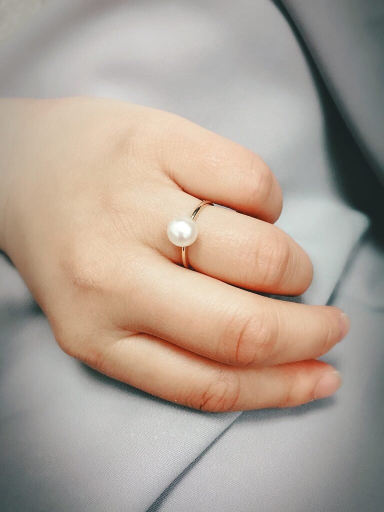 5 Style Tips for Choosing the Perfect Pearl Ring