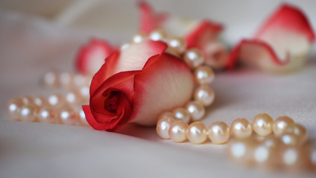 Elegant Pearl Designer Ring Collections