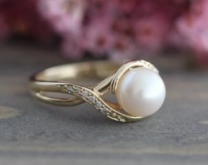Trendy Forecast for Pearl Ring Designs